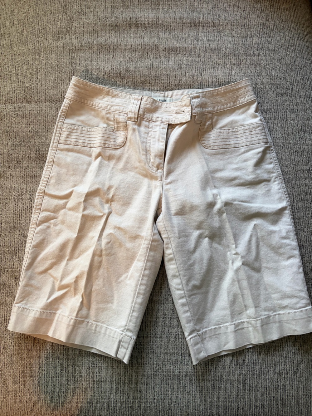White House Black Market Cream Trousers with Interior Label